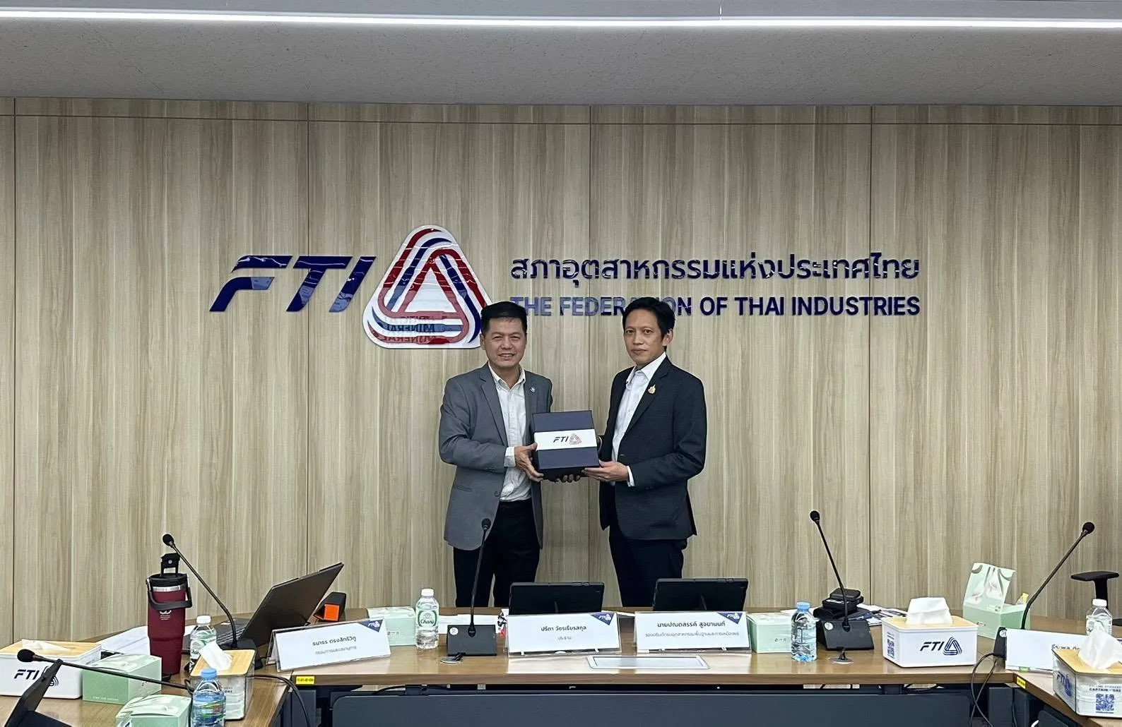 สถาบันน้ำ สิ่งแวดล้อม และ Climate Change (WECCI) จัดประชุมคณะกรรมการสถาบัน ครั้งที่ 2/2569 ติดตามความก้าวหน้าการขับเคลื่อนอุตสาหกรรมไทยสู่ความยั่งยืน